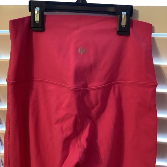 COPY - *SONIC PINK* LULULEMON LEGGINGS NWOT - Picture 2 of 5